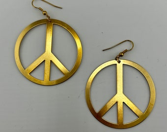 Vintage, Peace Sign, statement, earrings, gold tone, lightweight oversized, new old stock. Fabulous earrings.