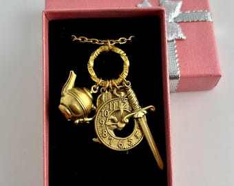Vintage Y2K Alice in Wonderland Charm Necklace Gold Tone 30in. Chain