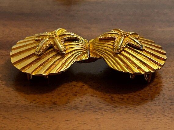 Gay Boyer Belt Buckle Scallop Shell With Starfish Design  display picture 3