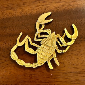 Vintage 1970s Scorpio Scorpian Brooch Gold Tone