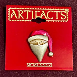 Pin de solapa de Papá Noel esmaltado con tarjeta colgante de artefactos originales Nuevo stock antiguo marca J Jonette