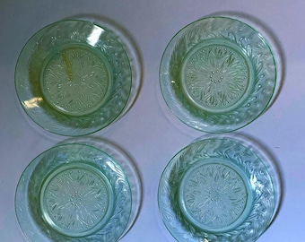 1950年代のヴィンテージウランガラスプレート：花柄、4枚セット - Etsy