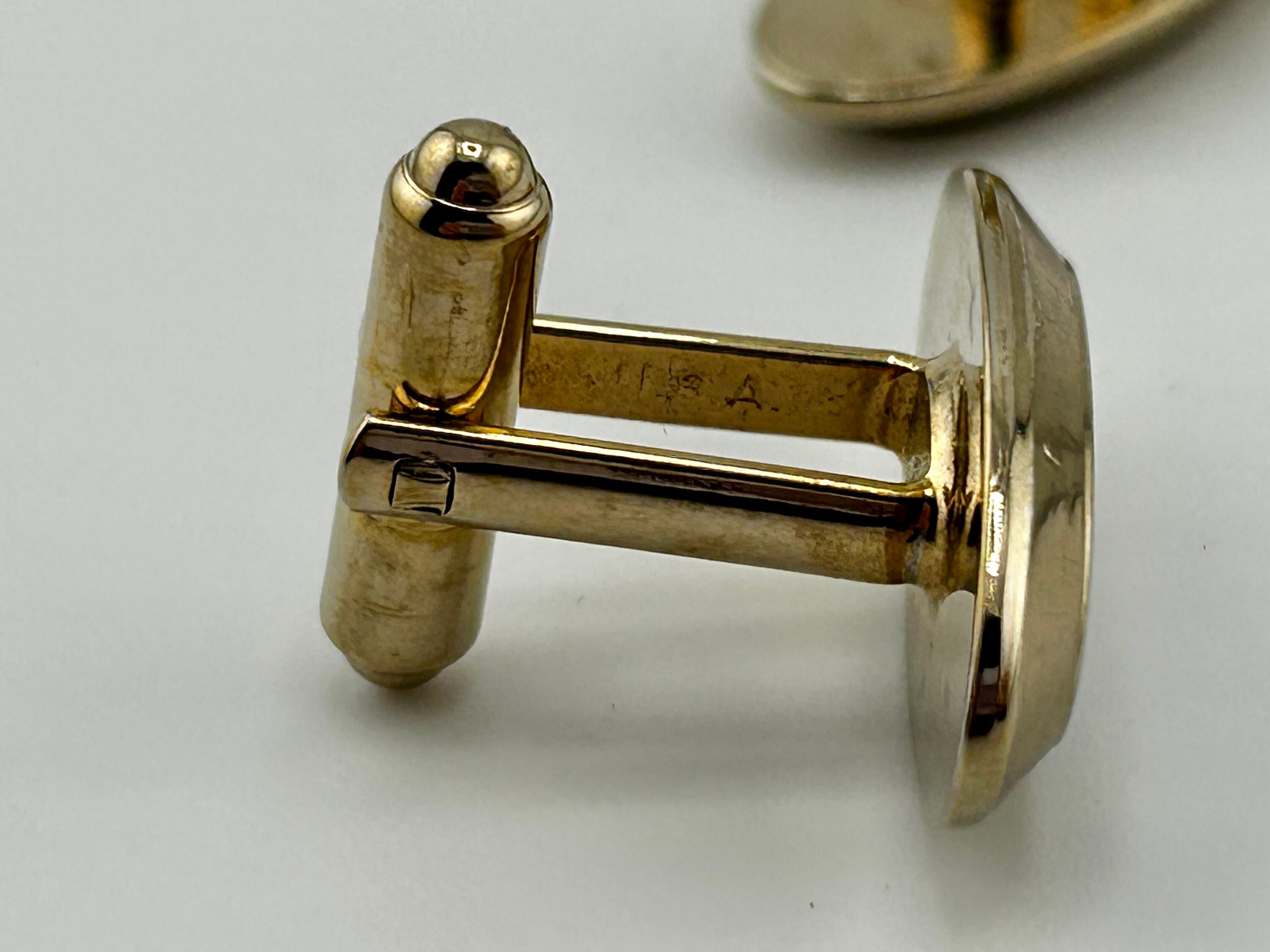 Boutons de manchette argentés l'initiale - lettre H | En stock