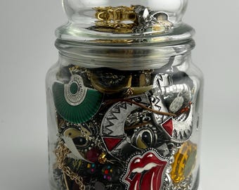 Pot à bijoux vintage : plus de 50 pièces, neuf des années 80 à 2000