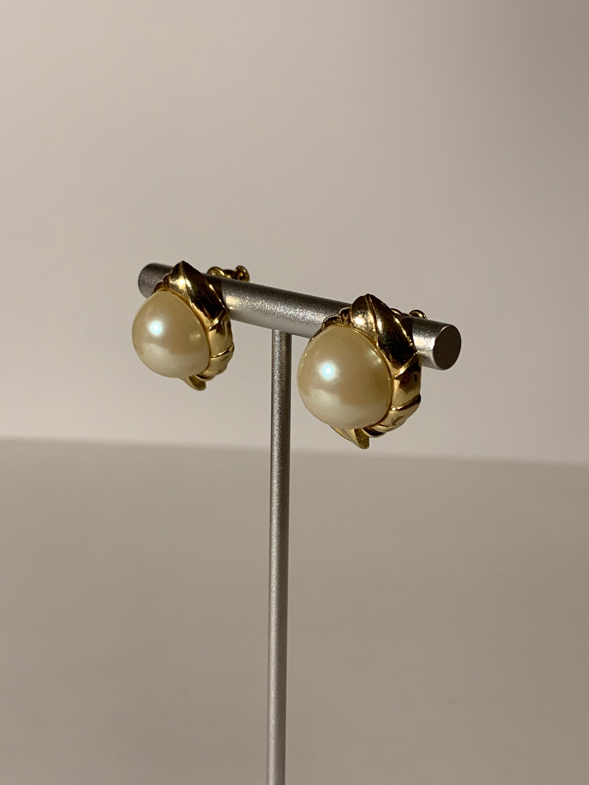 1980s Art Deco Style Costume Jewelry Earrings Pearl and Gold Etsy