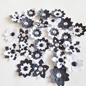 Schwarz weiße Blumen Papierkunst Verzierungen Scrapbooking Ephemera Kartenherstellung Toppers Blumenschmuck Karte Bastelbedarf
