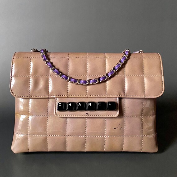 Chanel Vintage Patent Leather Keyboard Logo Flap Bag … Gem