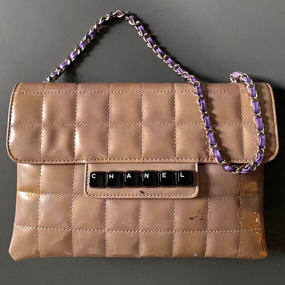 Chanel Vintage Patent Leather Keyboard Logo Flap Bag … Gem
