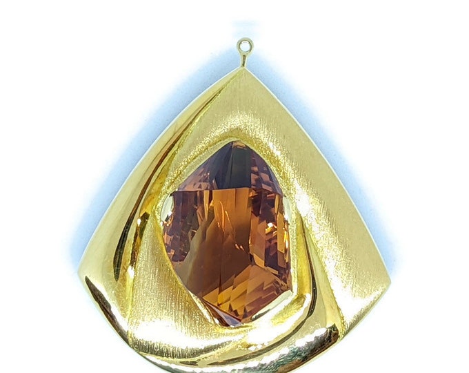 Bruno Guidi Designed 18 Karat Gold Citrine Pendant/Brooch
