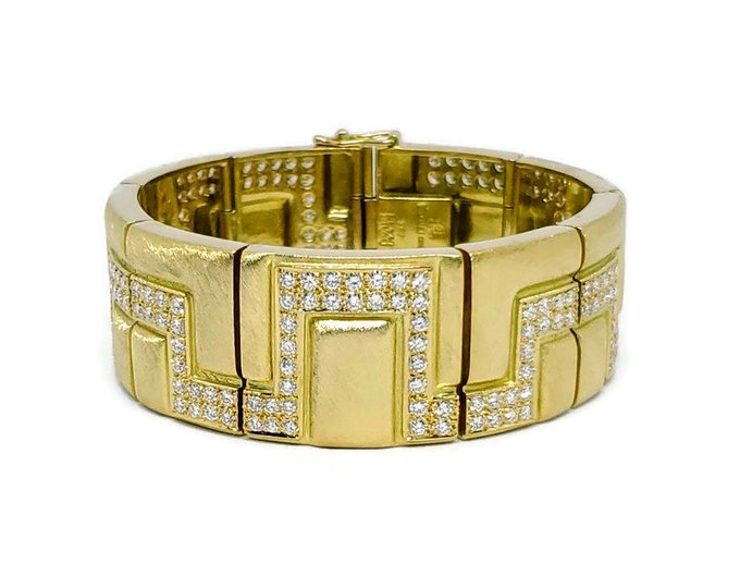 Burle Marx 18 Karat Gold Diamond Bracelet with 4.83 Carats of Diamonds