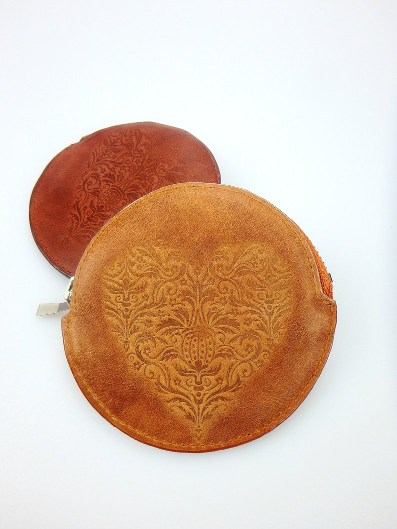 heart gift air pods case anniversary gift earbuds case leather coin pouch leather heart purse leather coin case valentines day gift
