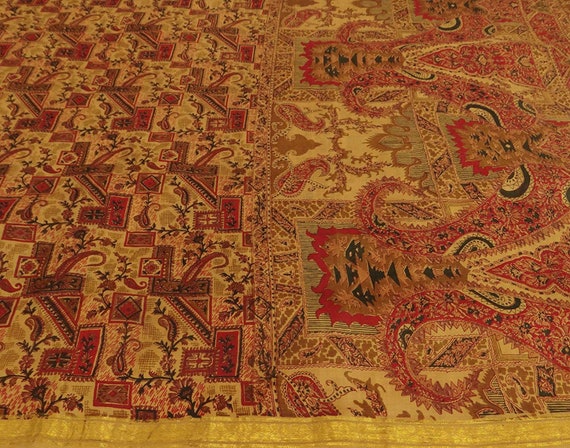 Vintage Floral imprimé Pure soie Saree robe jaune fabrication fabrication fabrication artisanale tissu 5 verges VPS51708 21ce05 Vintage Floral imprimé Pure soie Saree robe jaune fabrication fabrication fabrication artisanale tissu 5 verges VPS51708 21ce05