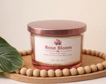Rose in Bloom – Seasonal Candle (16 oz)