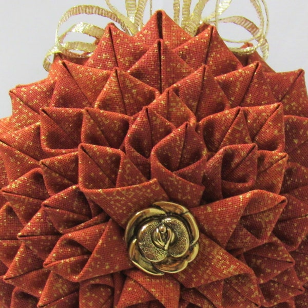 Dahlia Button Quilted Ornament