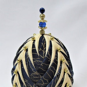 Elegant Hosanna Quilted Ornament