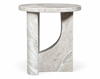 彫刻が施されたベース付き大理石サイドテーブル、モダンな石のエンドテーブル