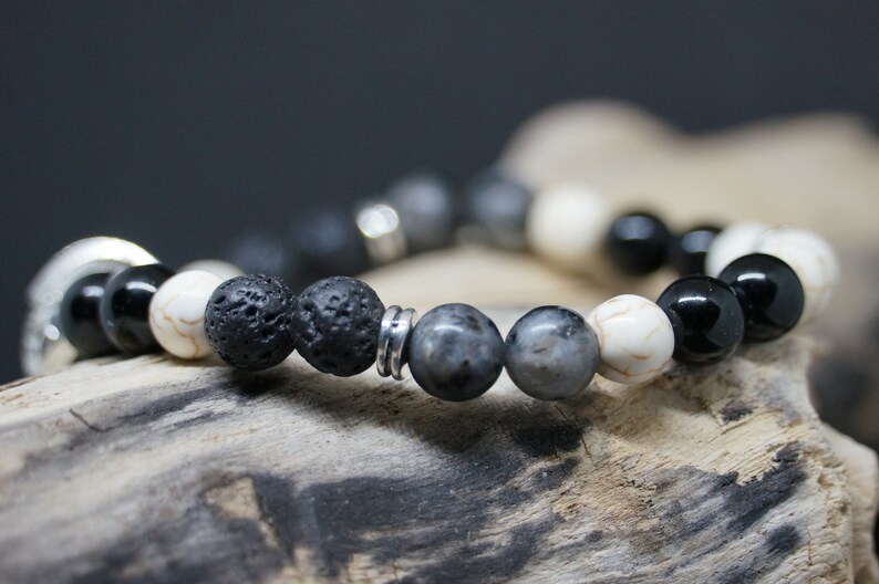 Collier De Pierres Naturelles - Onyx, Labradorite, Howlite - Pendentif Serti, Occasion Très Bon état