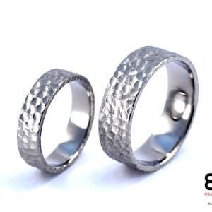 Eheringe aus titan, Trauringe Titan, ausgefallene eheringe, moderne eheringe titan, eheringe für männer, elegante titan ringe, titanschmuck