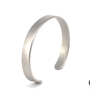 Titanium Bracelet 7 mm wide grey for men and women unisex allergy free jewelry