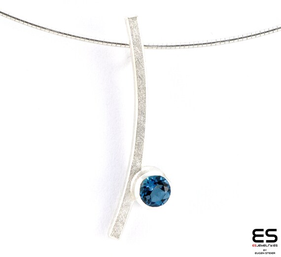 Blue Topaz Contemporary Sterling Silver Necklace Blue Topaz Contemporary Sterling Silver Necklace