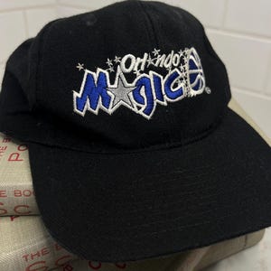 VINTAGE 90s Orlando Magic Embroidered Snapback Black and Blue NBA