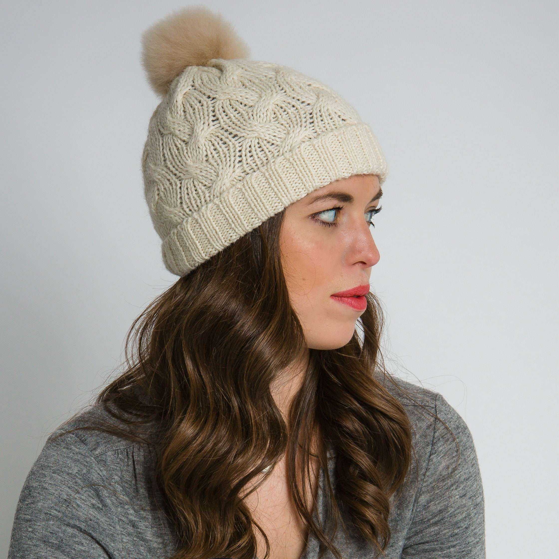 alpaca fur pom pom
