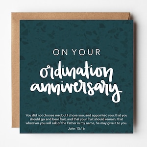 Tarjeta de aniversario de ordenación