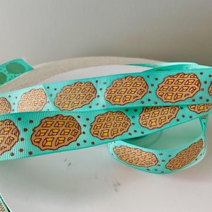 7/8” Waffeln auf Tropic Ripsband Meterware