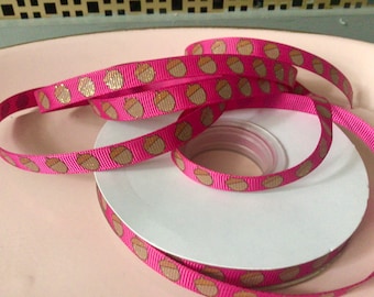 3/8” Eicheln auf Schockierendem Rosa Grosgrain Ribbon