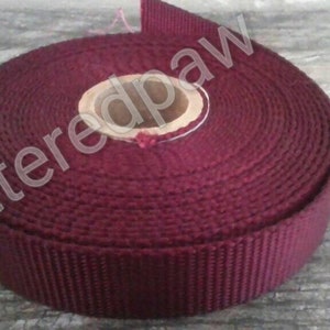 Sangle en nylon robuste bordeaux de 1 po.