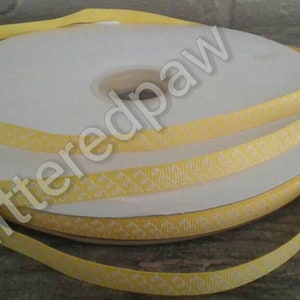 3/8&quot; White Squiggles on Daffodil Grosgrain Ribbon By The Yard