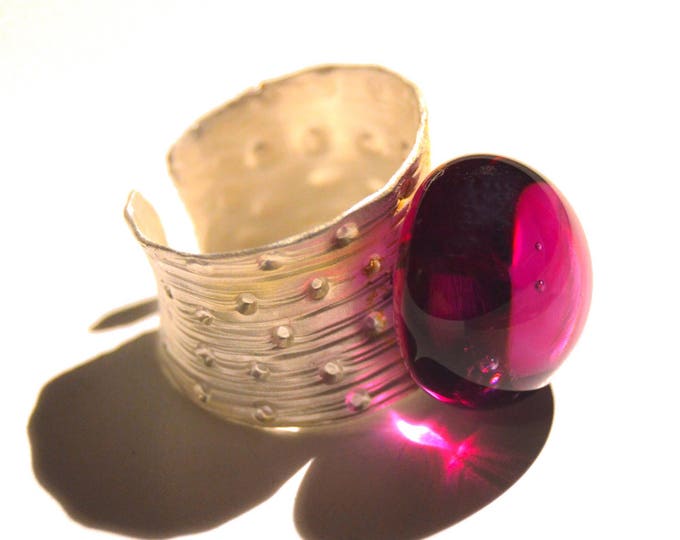 Featured listing image: Murano glass lampwork ring Bugambilia