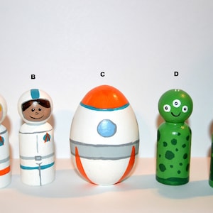 Astronauts & Aliens Peg Dolls