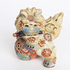 Chinese Ceramic Foo Dog Figure