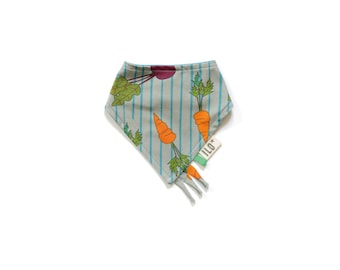 ILO Eat Your Veg Organic Bandana Bib