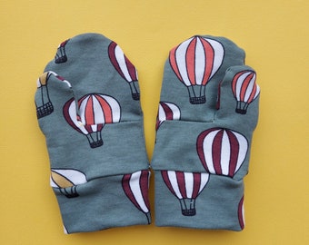 Organic cotton sweatshirt mittens handmade in the UK *Balloons print*