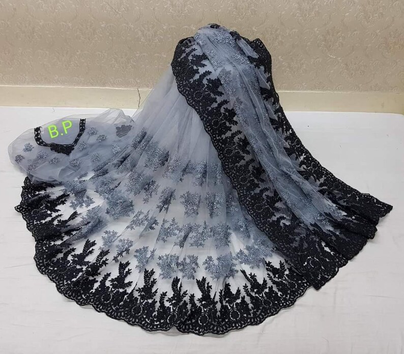 Free Shipping New Grey Nylon Net Saree Beautiful Golden Stones Embroidered Indian Clothing Antique Sarong Wedding And Party Wear 5 Yrd.