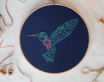Hummingbird Embroidery Kit, Craft Kit for Beginners, Paisley Hoop Art, Modern Needlework Set, Bird Lovers Gift, DIY embroidery pattern