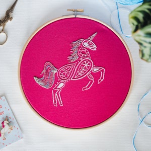 Beginner Unicorn Embroidery Kit for Beginner Craft Kit Gift for Friend Beginner Embroidery Kit Gift DIY Creative Gift Mindful Craft Set
