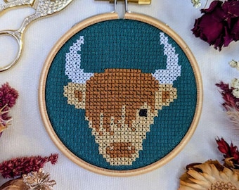 Beginner Cross Stitch Kit, Mini Scottish Highland Coo 3" Craft Gift Set