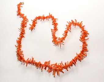 Natural coral necklace