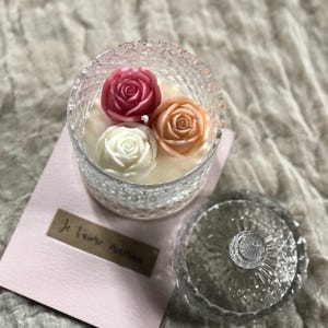 Bougie fête des mères, bougie florale rose, Bonbonnière en verre, cadeau de fête des mères, cadeau mariage, anniversaire, naissance.