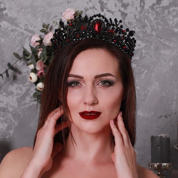 Black Red Gothic Crown, Vampire Queen Tiara, Halloween Crown, Dark Bridal Headpiece, Witch Wedding Crown, Gothic Bride
