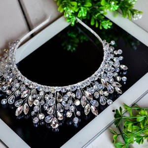 Luxurious wedding tiara made of rhinestones and crystal beads, child crystal tiara, rhinestones bridal tiara, wedding rhinestones crown. image 3