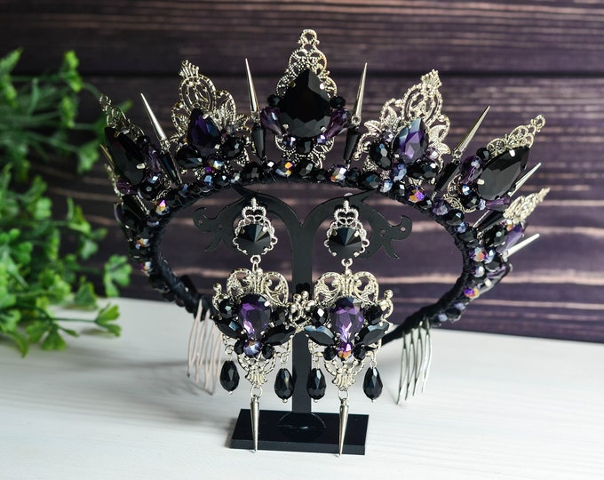 Gothic Wedding Crown with Thorns, Black and Red Vampires Tiara, Choker Necklace and Earrings