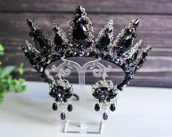 Gothic wedding crown Black and purple crown Black gothic crown Black gothic tiara Black vampire tiara Halloween crown Fantasy tiara