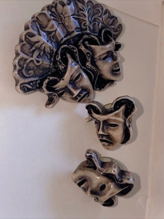 Theatre Celluloid Brooch Pin Set Earrings Mask Fa… - image 7