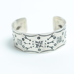 1920s, 1930s Fred Harvey era Navajo Silver cuff, bracelet, whirling log, arrows, True Vintage