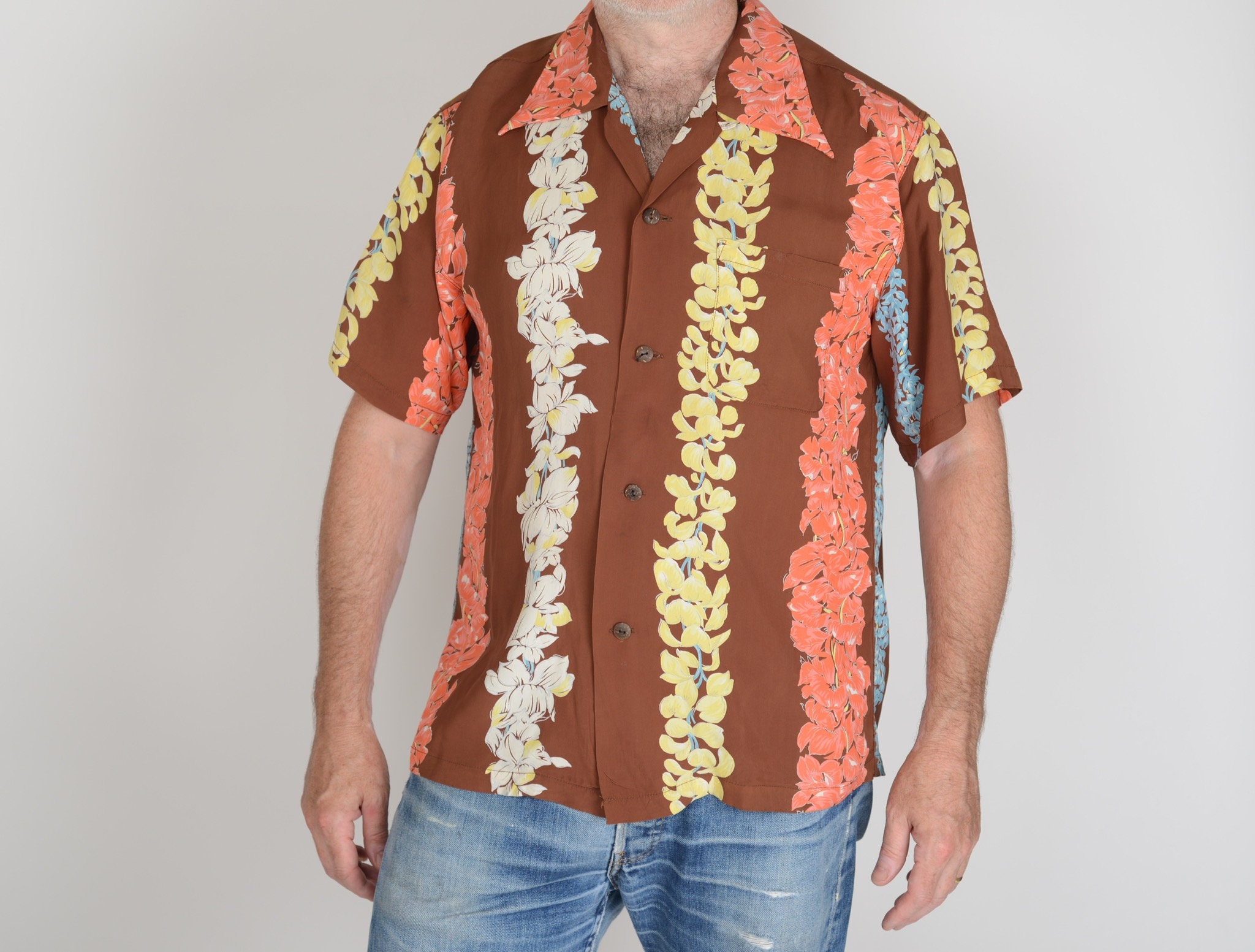 Image of Sugar Cane Sun Surf Reproduction Rayon Hawaiian Print Shirt, Tiki M