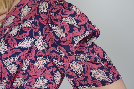 1940s Floral Paisley zip front cold rayon novelty… - image 9